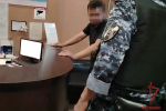 Пьяный мужчина устроил дебош в хостеле в Москве из-за отказа в заселении