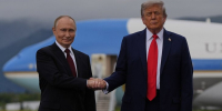 Reuters: Трамп передал письмо от своей супруги Путину во время переговоров - M24.Ru