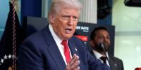 Axios: Дональд Трамп хотел бы провести трёхстороннюю встречу с участием России и Украины 22 августа - Говорит Москва