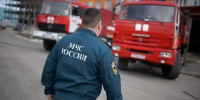Ангар загорелся в подмосковном Раменском - Комсомольская Правда