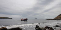 Десантные катера Ленинградской военно-морской базы Балтийского флота за последний месяц перевезли к месту работы экспедиции Минобороны России и Русского географического общества на острова Гогланд и Большой Тютерс более десяти тонн различных грузов. - ИА Общественная служба новостей