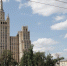 В Москве задержаны забравшиеся на шпиль сталинской высотки молодые люди - M24.Ru