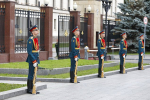 Первый заместитель Председателя Государственной Думы Иван Мельников принял участие в церемонии возложения цветов к памятнику маршалу Александру Василевскому