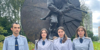 Сотрудники СИЗО-12 ГУФСИН возложили цветы к памятнику Героя Российской Федерации Дмитрию Разумовскому - УФСИН по г. Москве