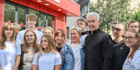 Собянин открыл обновленный спорткомплекс с бассейном в Новогирееве - Вечерняя Москва