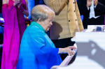 В сердце я навек сохраню искреннюю преданность вам