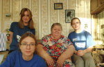 Молодогвардейцы Москвы поздравили ветеранов и героев в День старшего поколения
