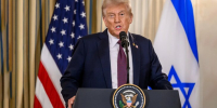 Байден поблагодарил Трампа за прекращение ближневосточного конфликта - M24.Ru