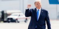 Трамп заявил об уничтожении большой подлодки с наркотиками на пути в США - M24.Ru