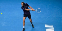 Теннисист Медведев выиграл турнир ATP в Алма-Ате - M24.Ru
