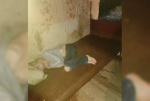 В Вологодской области пенсионерку нашли прикованной к кровати