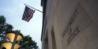 Минюст США обнародует файлы Эпштейна в течение 30 дней после подписания проекта - M24.Ru