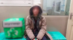 ТАСС: задержанный в Новосибирске курьер ударил ногой пенсионерку из-за оскорбления