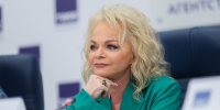 Долина объяснила, почему не высказывалась о ситуации с продажей квартиры - Вечерняя Москва
