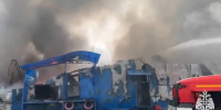 Пожар на складе обувной фабрики в Тверской области ликвидирован - M24.Ru