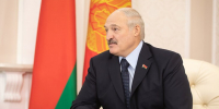 Лукашенко помиловал 22 человек в преддверии Нового года - M24.Ru