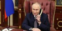 Путин провел телефонный разговор с Рахмоном - M24.Ru