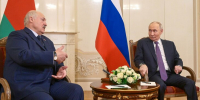 Лукашенко провел телефонный разговор с Путиным - M24.Ru