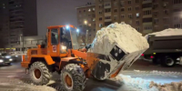 Городские службы продолжают ликвидировать последствия мощного снегопада - Вечерняя Москва