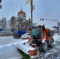В течение дня мероприятия по погрузке и вывозу снега будут проводиться и на придомовых территориях. Фото: Анна Быкова, «Вечерняя Москва» - Нагатинский Затон