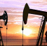 США разрешили добычу и экспорт нефти Венесуэлы для американских компаний - M24.Ru
