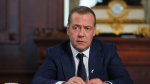 Медведев заявил, что Зеленскому "не сносить головы"