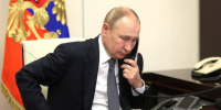Песков заявил, что Путин не пользуется мессенджерами - M24.Ru