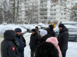 В Теплом Стане проверили состояние территории жилого дома