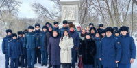 Во всех округах столицы прошли памятные акции ко Дню защитника Отечества - Единая Россия