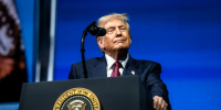 Трамп заявил, что с Ираном стало легче договориться - M24.Ru