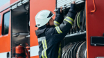 Площадь пожара на нефтебазе на Кубани после атаки БПЛА увеличилась до 3,8 тыс "квадратов"
