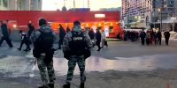 Сотрудники и военнослужащие столичного главка Росгвардии обеспечили безопасность матча КХЛ (видео) - Росгвардия