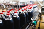Coca-Cola для московских магазинов делали в грязном подпольном цеху, фото