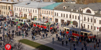 Более 200 тыс человек посетили парад трамваев в Москве - M24.Ru