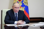 Владимир Путин заявил о важности наращивания группировки спутников