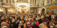 Благодатный огонь доставили в храмы Москвы, в частности — в храмы Восточного административного округа - ИА Общественная служба новостей