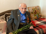 В преддверии 81-й годовщины Великой Победы прокурор Северо-Восточного округа навестил ветерана Великой Отечественной войны — Бориса Яковлевича Тхора
