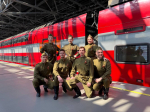 В акции Аэроэкспресса, Мосгорнаследия и Театра «Русская песня» ко Дню Победы приняли участие порядка 100 пассажиров
