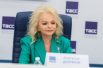 Долина перенесла операцию на позвоночнике