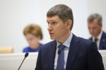 Решетников заявил о рекордно низкой безработице и дефиците кадров в России