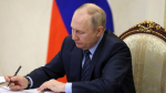 Путин подписал закон о запрете депортации иностранцев, воевавших за ВС РФ