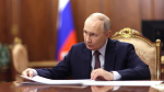 Самозапрет на звонки и тревожная кнопка: Путин ввел ряд антимошеннических мер