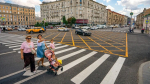 Асфальт отремонтировали на улице Большой Полянке в центре Москвы