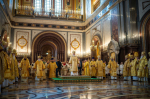 В праздник Собора Московских святых Святейший Патриарх Кирилл совершил Литургию в Храме Христа Спасителя