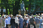 Памятник Достоевскому в Дрездене: “прекрасный символ”