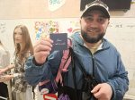Папы, это вам!
